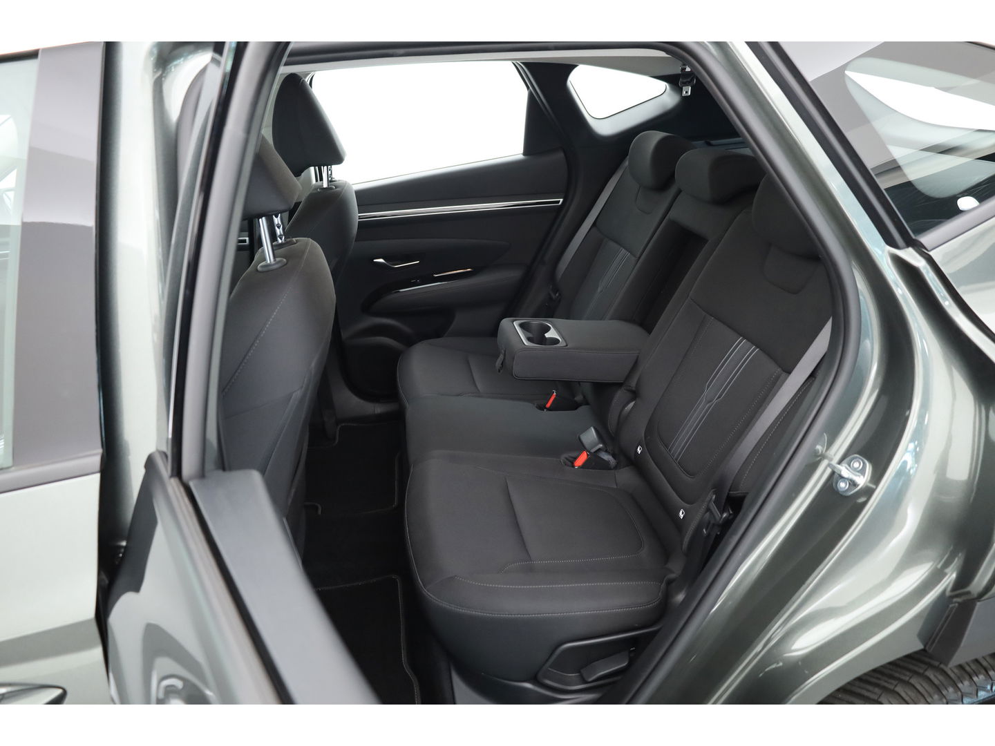 Hyundai Tucson 1.6 T-GDI PHEV | Navi | Afn. Trekhaak | Stoelverw. | Apple CarPlay | Camera
