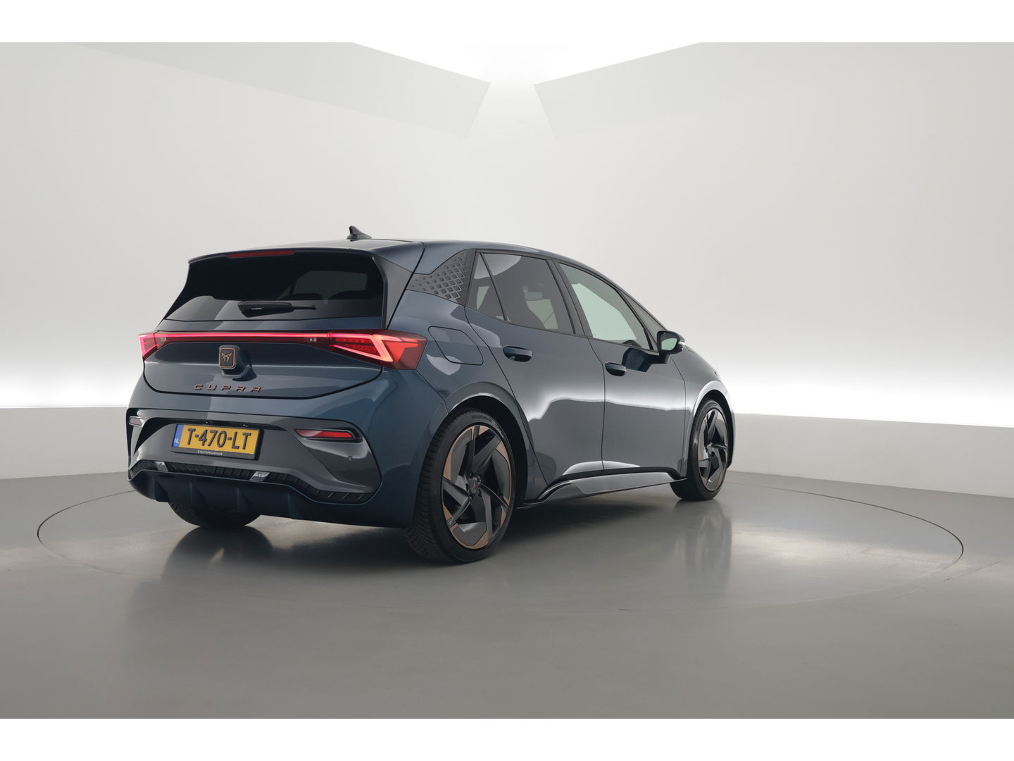 CUPRA Born 62 kWh | Pano | HUD | Massage | 360cam | Stoel- Stuurverw | Adapt. Cruise