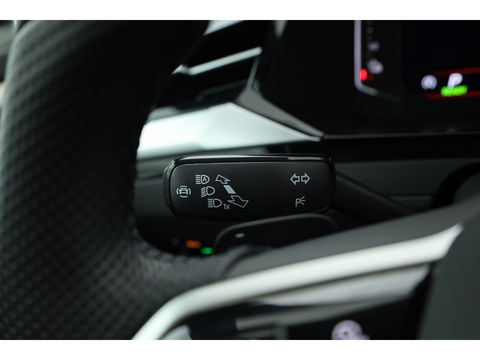 Volkswagen Arteon Shooting Brake 1.4 TSI eHybrid R-Line | Pano | Kuipstoelen | 360cam | Massage | Elek. Trekhaak | Elek. Stoelen
