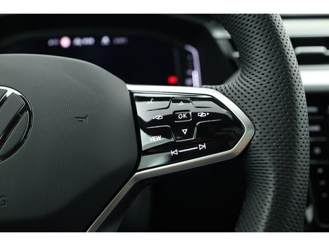 Volkswagen Arteon Shooting Brake 1.4 TSI eHybrid R-Line | Pano | Kuipstoelen | 360cam | Massage | Elek. Trekhaak | Elek. Stoelen