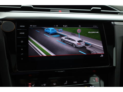 Volkswagen Arteon Shooting Brake 1.4 TSI eHybrid R-Line | Pano | Kuipstoelen | 360cam | Massage | Elek. Trekhaak | Elek. Stoelen