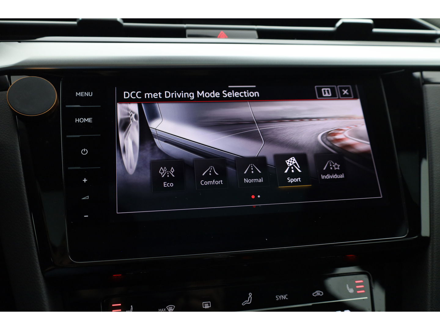 Volkswagen Arteon Shooting Brake 1.4 TSI eHybrid R-Line | Pano | Kuipstoelen | 360cam | Massage | Elek. Trekhaak | Elek. Stoelen