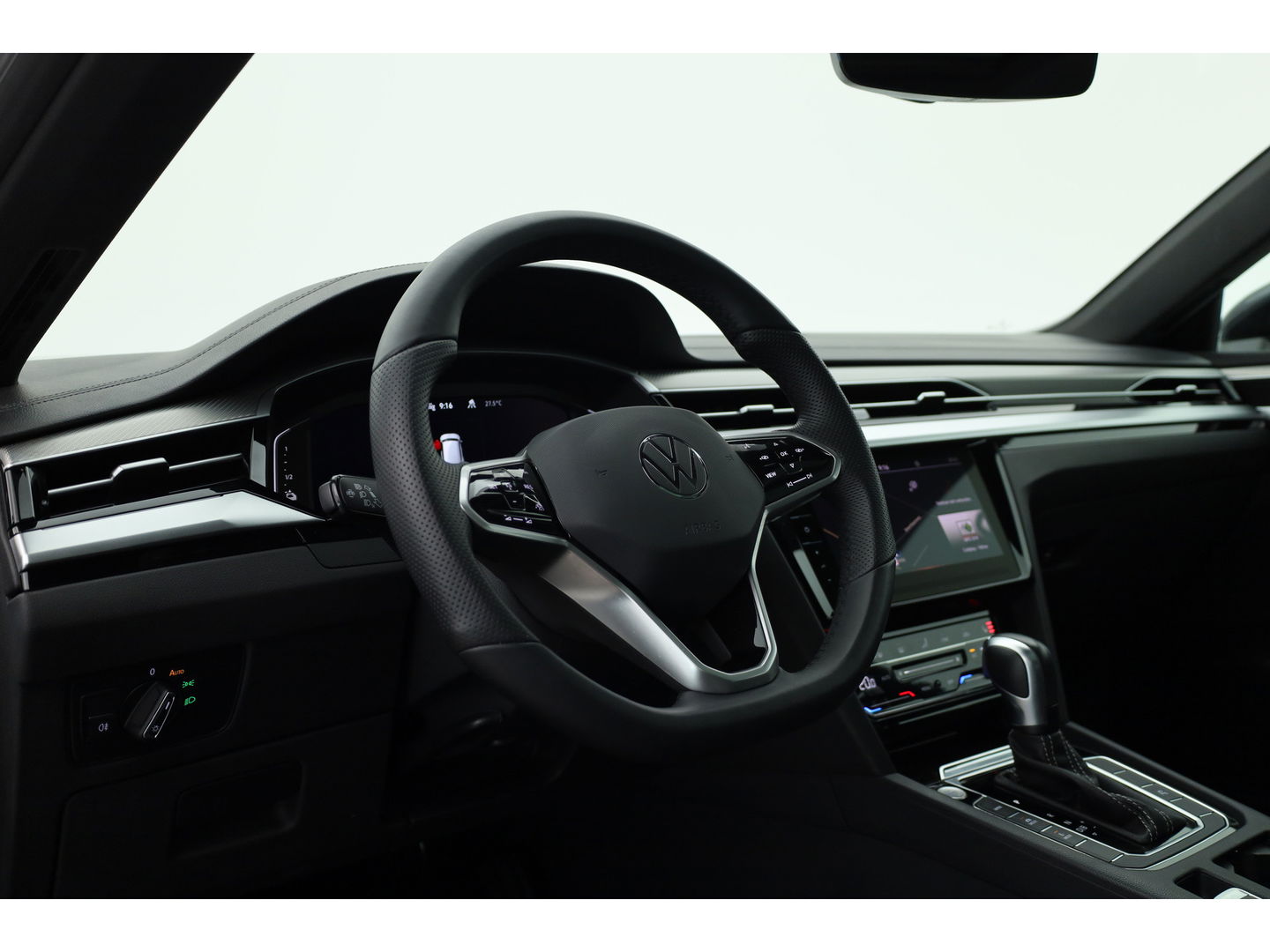 Volkswagen Arteon Shooting Brake 1.4 TSI eHybrid R-Line | Pano | Kuipstoelen | 360cam | Massage | Elek. Trekhaak | Elek. Stoelen