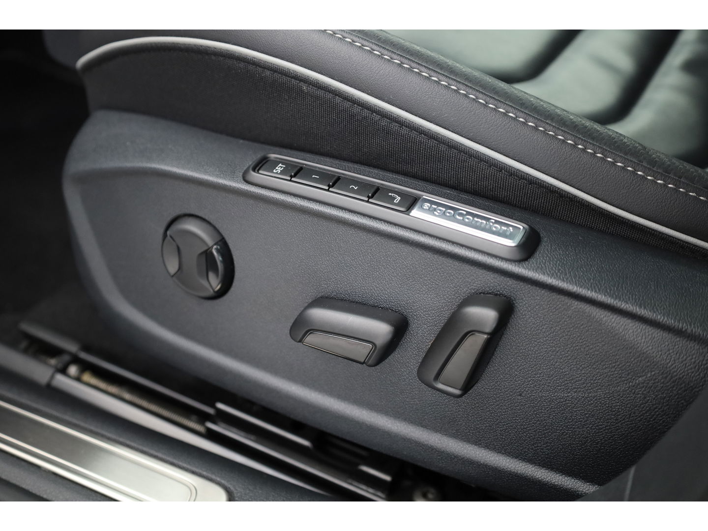 Volkswagen Arteon Shooting Brake 1.4 TSI eHybrid R-Line | Pano | Kuipstoelen | 360cam | Massage | Elek. Trekhaak | Elek. Stoelen