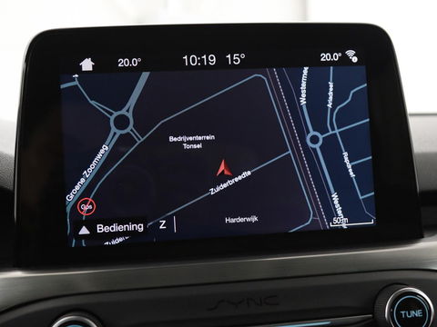 Ford Focus 1.0 EcoBoost Titanium | Stoel & stuurverwarming | Camera | Adaptive cruise | Carplay | B&O Sound | Navigatie | Full LED | Climate control