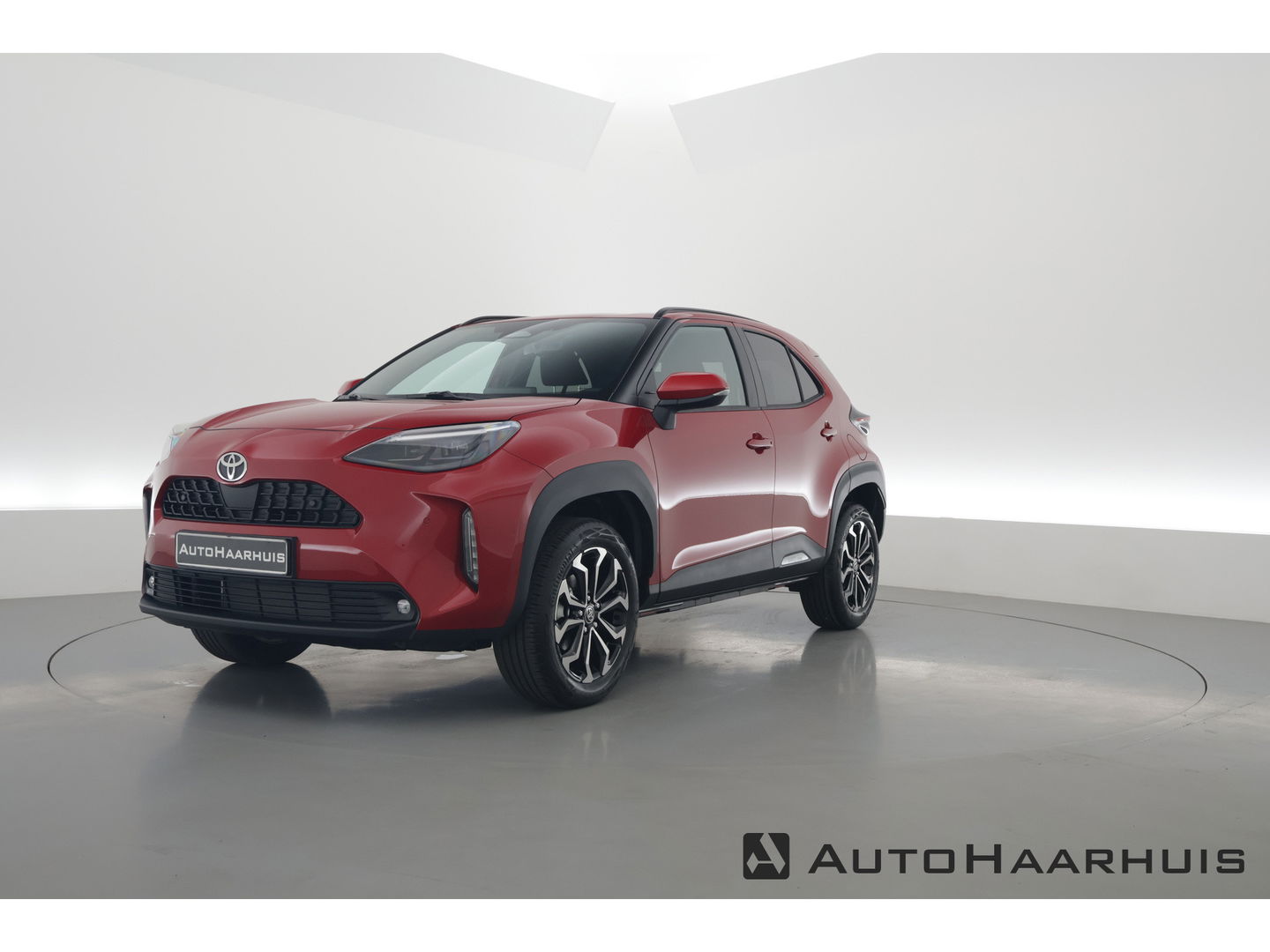 Toyota Yaris Cross 1.5 Hybrid Teamplayer 130pk | Winter pakket | Safety pakket | Navi | Adapt. Cruise | Camera | Keyless