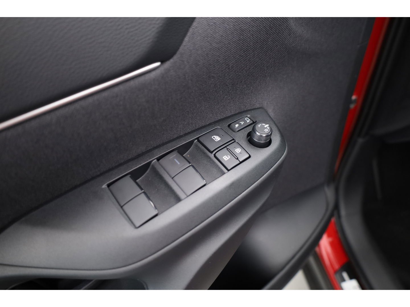 Toyota Yaris Cross 1.5 Hybrid Teamplayer 130pk | Winter pakket | Safety pakket | Navi | Adapt. Cruise | Camera | Keyless