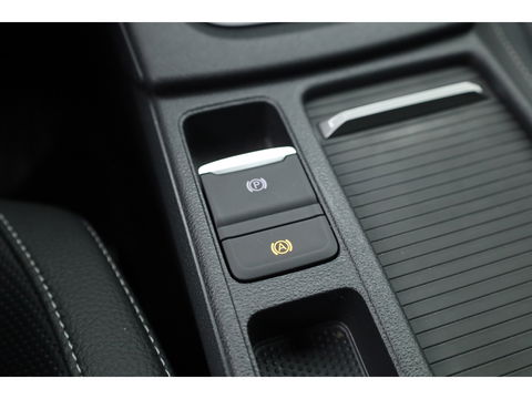 Škoda Octavia Combi 1.5 TSI Sportline DSG | HUD | Crystal lighting | Camera | Keyless | Adapt. Cruise | Stoelverw.