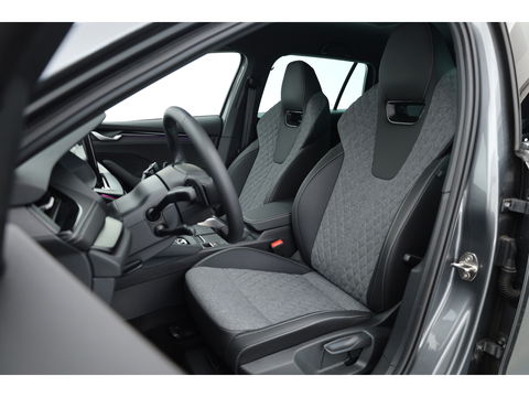 Škoda Octavia Combi 1.5 TSI Sportline DSG | HUD | Crystal lighting | Camera | Keyless | Adapt. Cruise | Stoelverw.