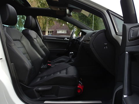 Volkswagen Golf TSI GTE 245PK / GTI R Perf. ed. / LED
