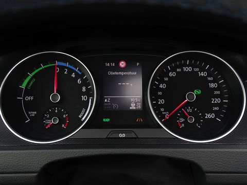 Volkswagen Golf TSI GTE 245PK / GTI R Perf. ed. / LED
