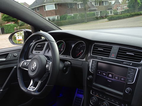 Volkswagen Golf TSI GTE 245PK / GTI R Perf. ed. / LED