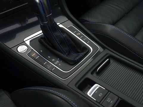 Volkswagen Golf TSI GTE 245PK / GTI R Perf. ed. / LED