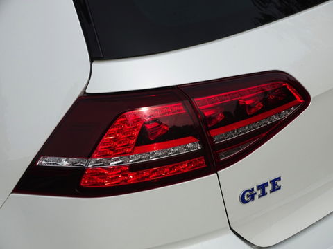 Volkswagen Golf TSI GTE 245PK / GTI R Perf. ed. / LED