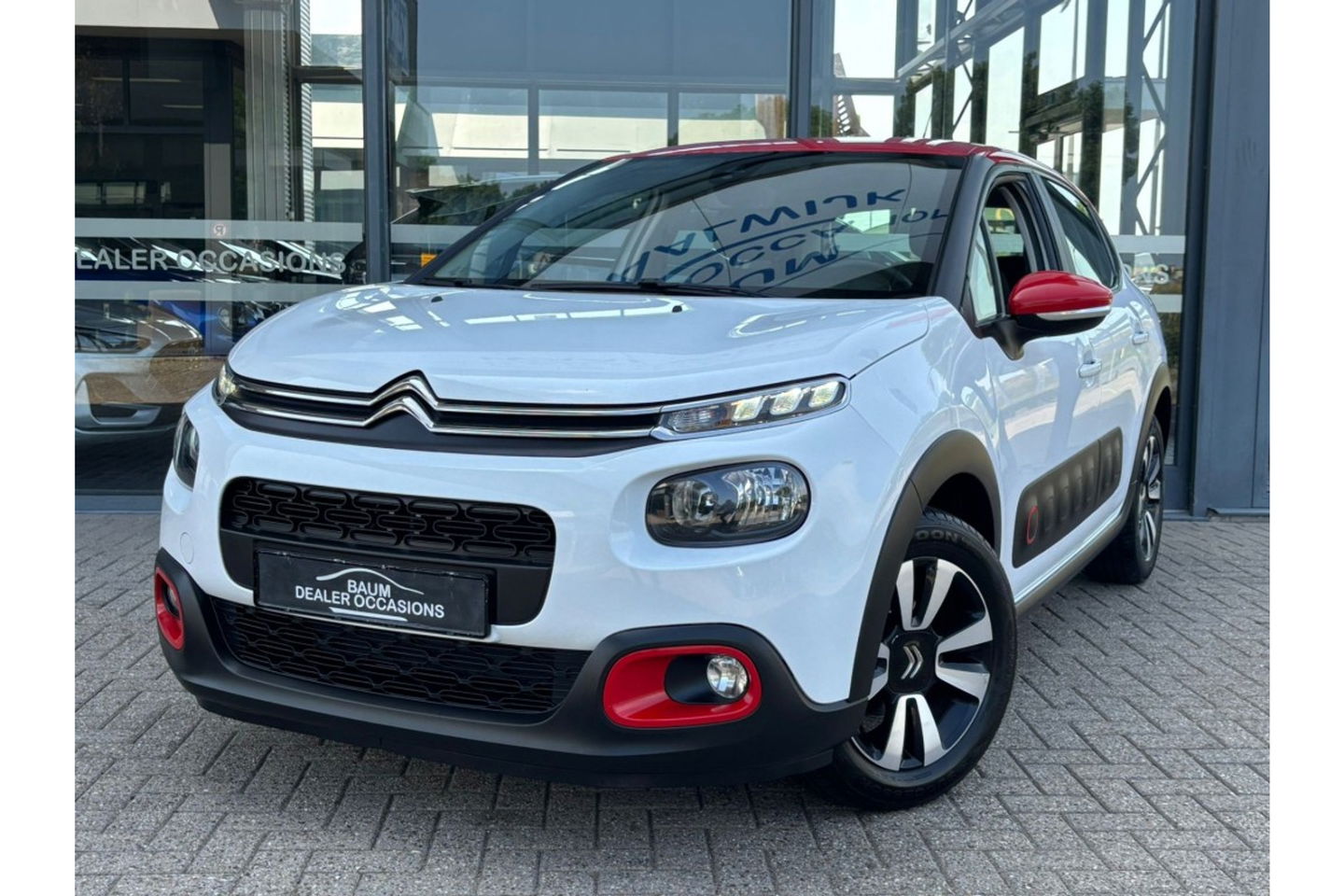 Citroën C3 1.2 PURETECH SHINE AIRCO CARPLAY CRUISE.NIEUWE DISTRIBUTIE.