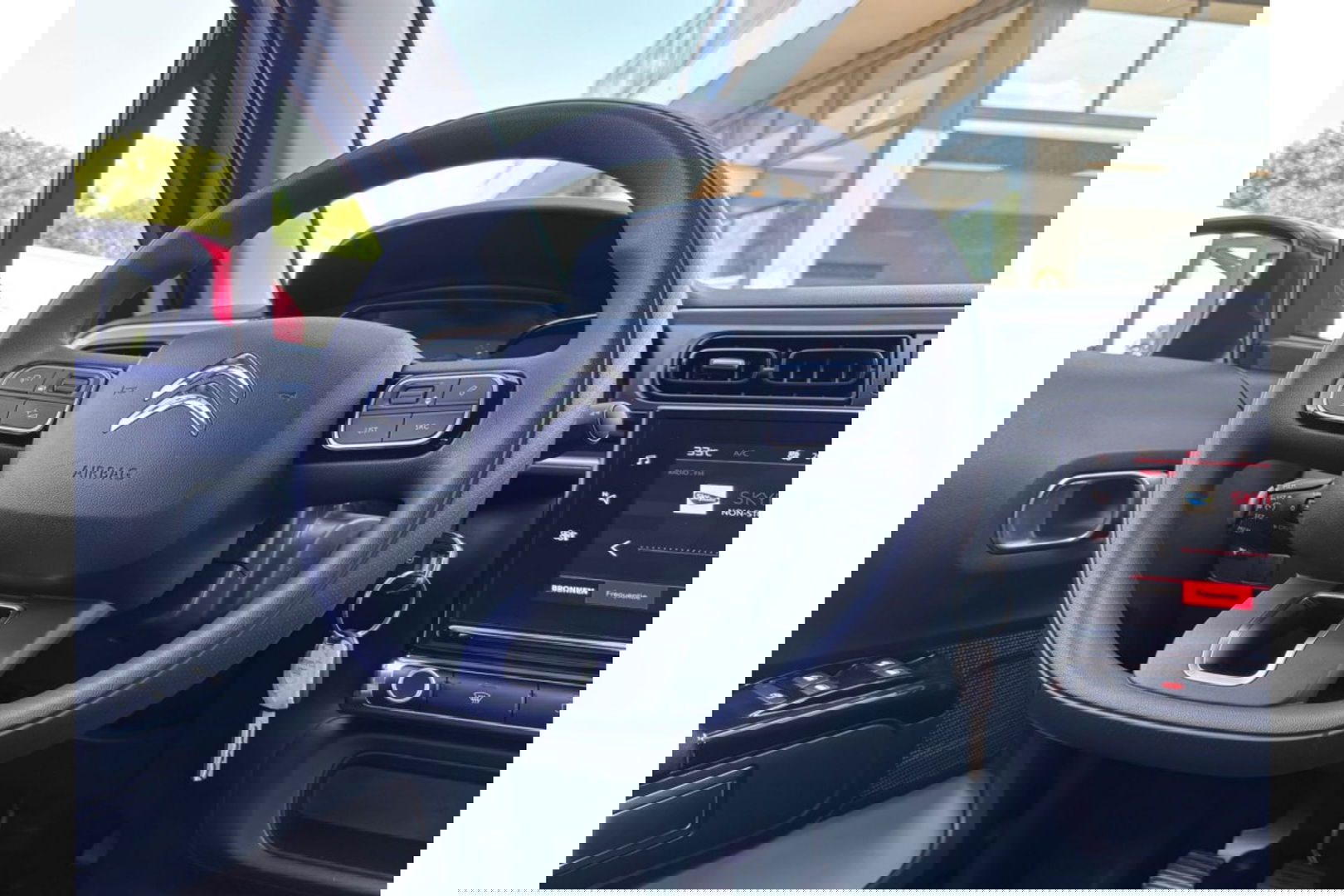 Citroën C3 1.2 PURETECH SHINE AIRCO CARPLAY CRUISE.NIEUWE DISTRIBUTIE.