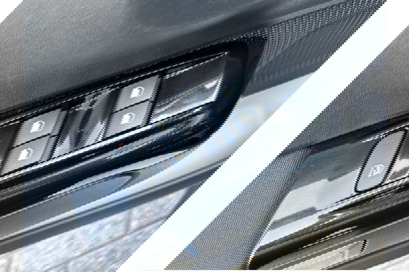 Citroën C3 1.2 PURETECH SHINE AIRCO CARPLAY CRUISE.NIEUWE DISTRIBUTIE.