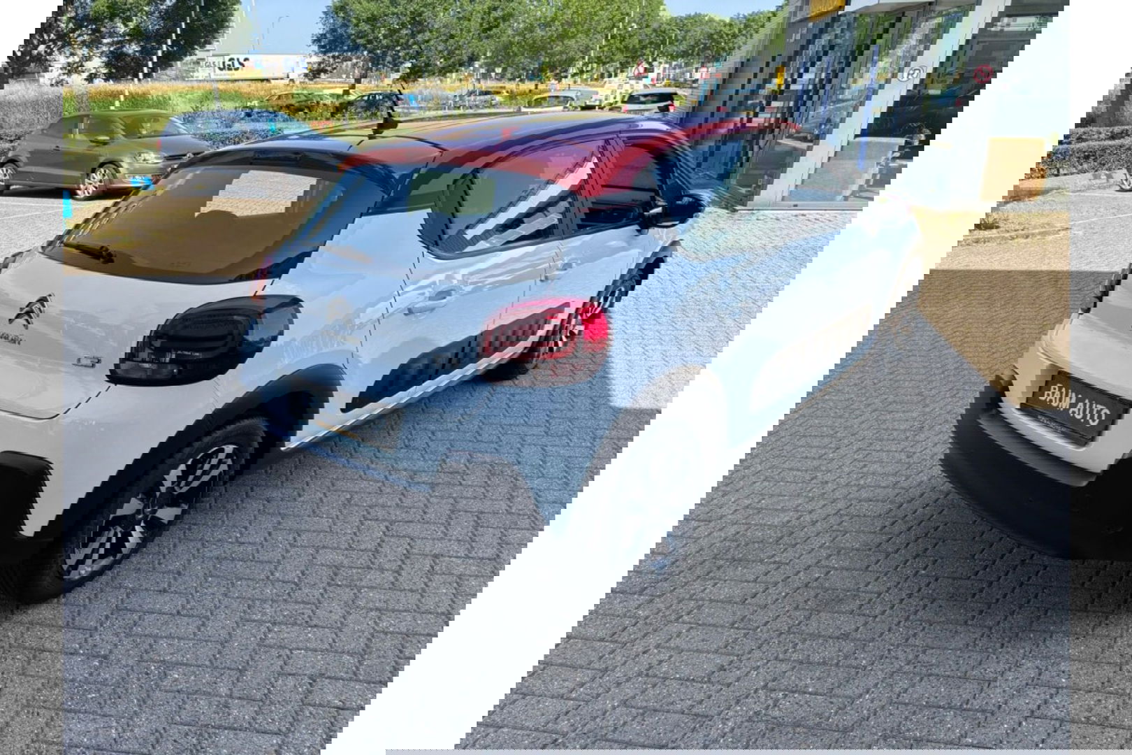 Citroën C3 1.2 PURETECH SHINE AIRCO CARPLAY CRUISE.NIEUWE DISTRIBUTIE.