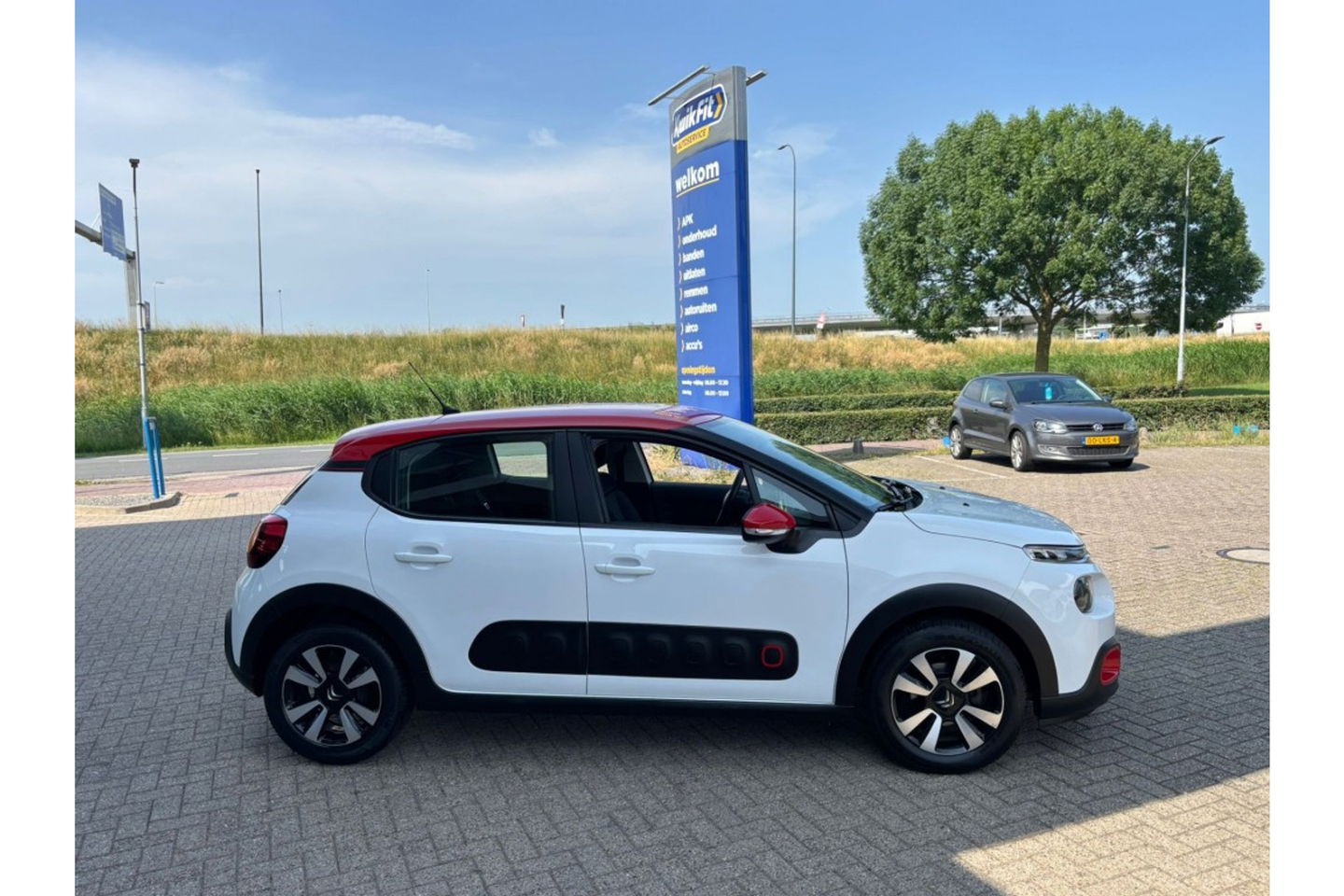 Citroën C3 1.2 PURETECH SHINE AIRCO CARPLAY CRUISE.NIEUWE DISTRIBUTIE.