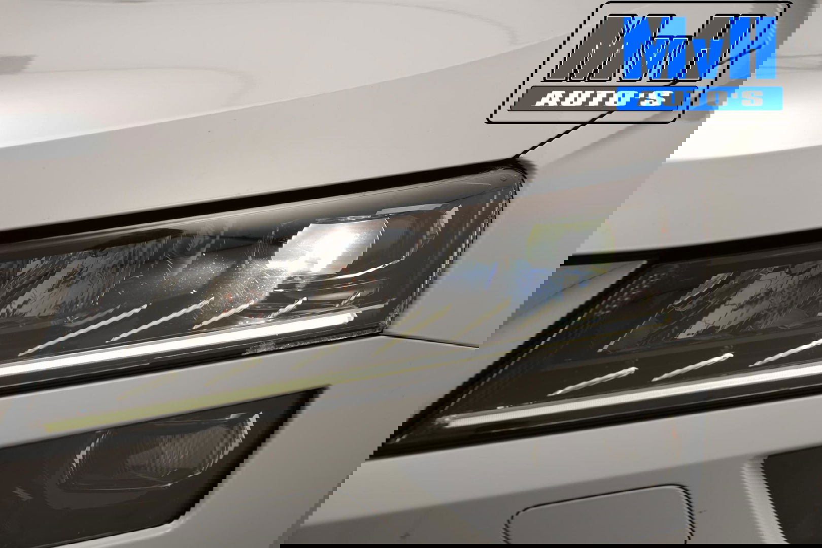 Škoda Karoq 1.5 TSI ACT Style Business|LUXE|CAMERA|TREKH|LED
