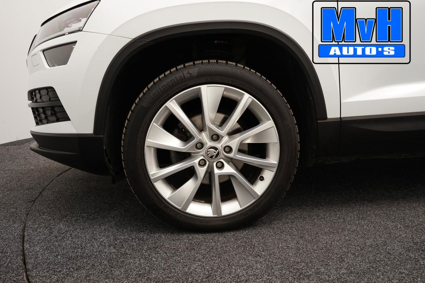 Škoda Karoq 1.5 TSI ACT Style Business|LUXE|CAMERA|TREKH|LED