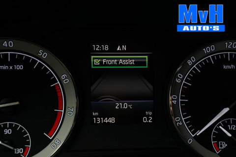 Škoda Karoq 1.5 TSI ACT Style Business|LUXE|CAMERA|TREKH|LED