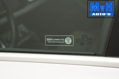 Škoda Karoq 1.5 TSI ACT Style Business|LUXE|CAMERA|TREKH|LED