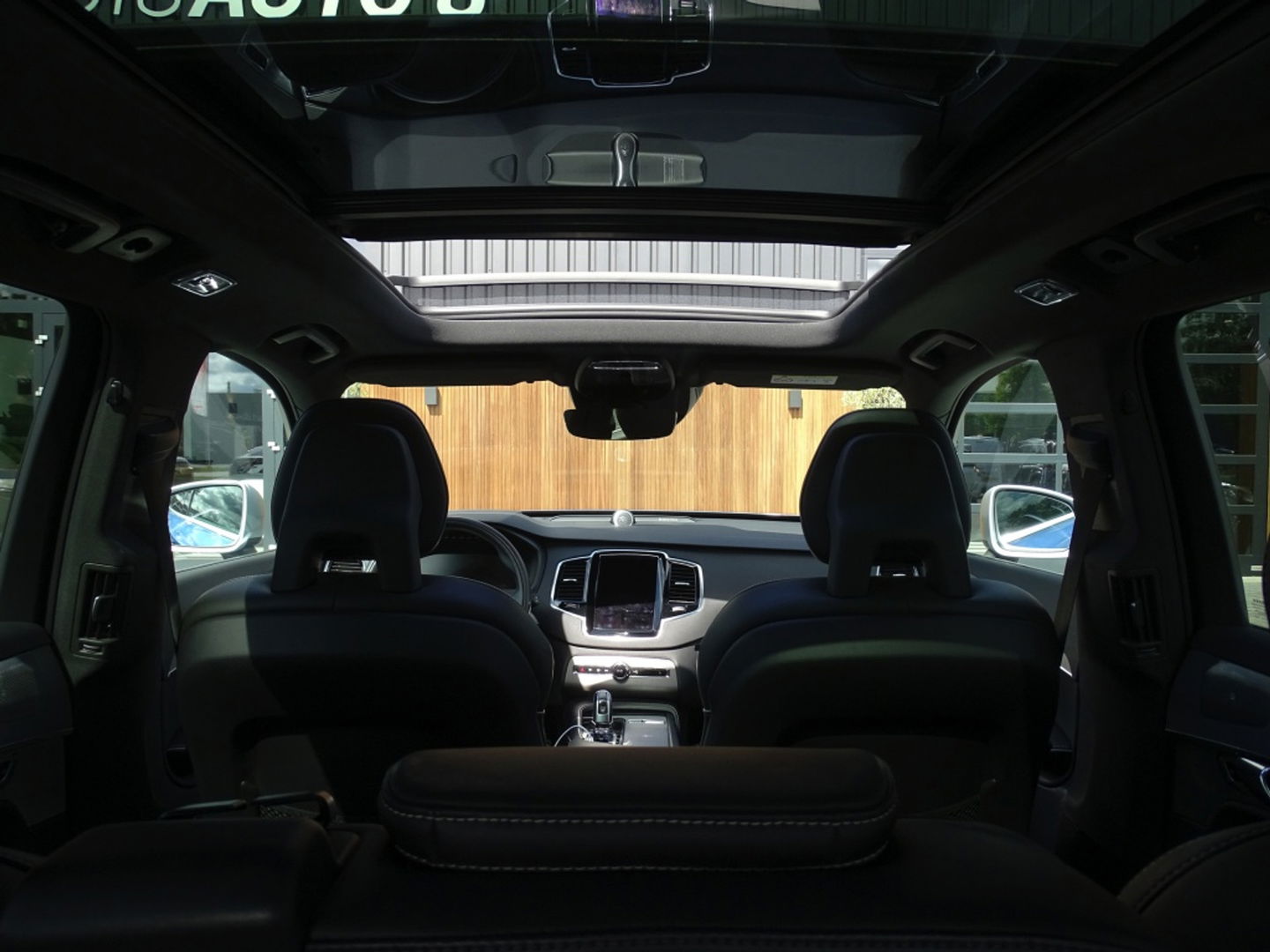 Volvo XC90 T8 408PK AWD / R-Design / B&W / 7-pers. / LED