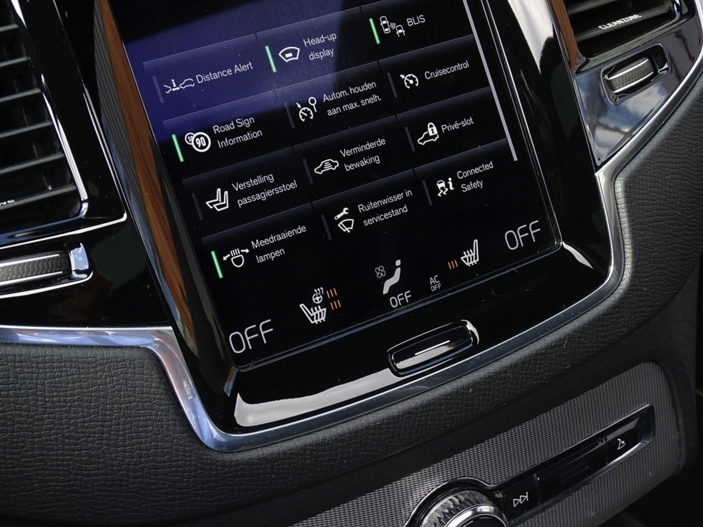 Volvo XC90 T8 408PK AWD / R-Design / B&W / 7-pers. / LED