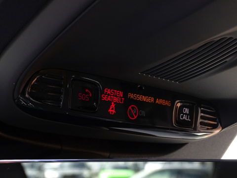 Volvo XC90 T8 408PK AWD / R-Design / B&W / 7-pers. / LED