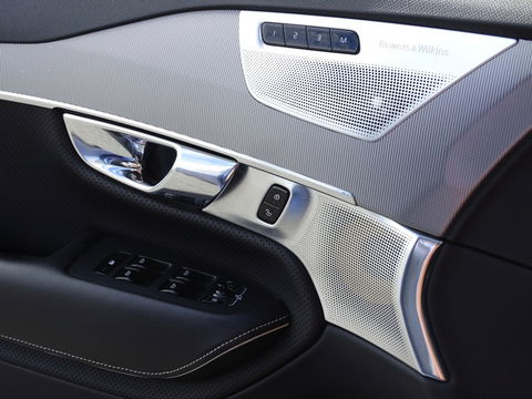 Volvo XC90 T8 408PK AWD / R-Design / B&W / 7-pers. / LED