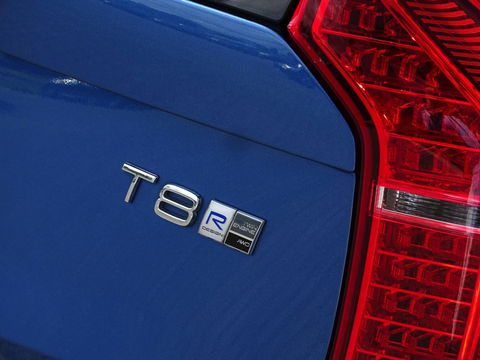 Volvo XC90 T8 408PK AWD / R-Design / B&W / 7-pers. / LED