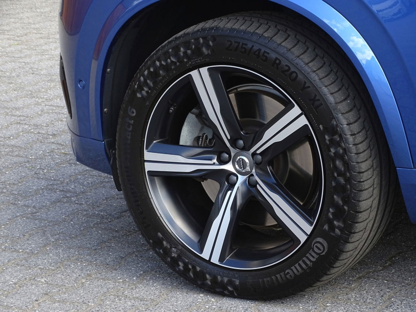Volvo XC90 T8 408PK AWD / R-Design / B&W / 7-pers. / LED
