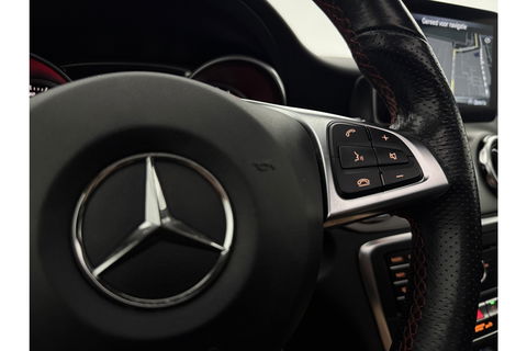 Mercedes-Benz GLA 200 157PK Pano LED 360Camera Memory Carplay Clima Cruise Navi PDC 20''LMV