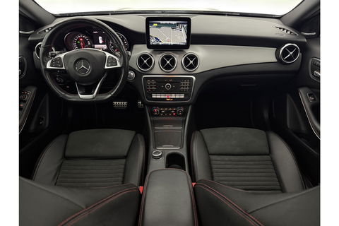 Mercedes-Benz GLA 200 157PK Pano LED 360Camera Memory Carplay Clima Cruise Navi PDC 20''LMV