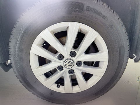 Volkswagen Transporter 2.0 TDI DSG automaat L2H1 30 DC 5 persoons / vaste prijs rijklaar € 27.950 ex btw / lease vanaf € 456 / airco / cruise / navi / achterdeuren / euro 6 / bpm vrij !