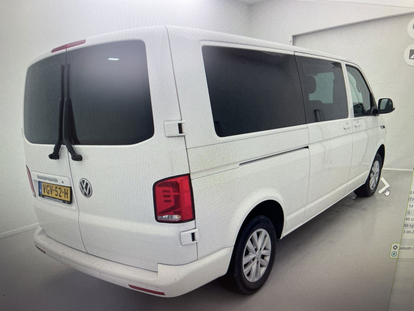 Volkswagen Transporter 2.0 TDI DSG automaat L2H1 30 DC 5 persoons / vaste prijs rijklaar € 27.950 ex btw / lease vanaf € 456 / airco / cruise / navi / achterdeuren / euro 6 / bpm vrij !