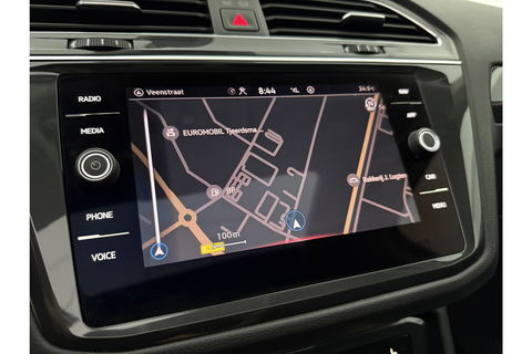 Volkswagen Tiguan 1.4 TSI eHybrid R-Line 225PK Pano LED Virtual ACC Trekhaak Sfeer Camera Carplay Clima PDC 18"LMV