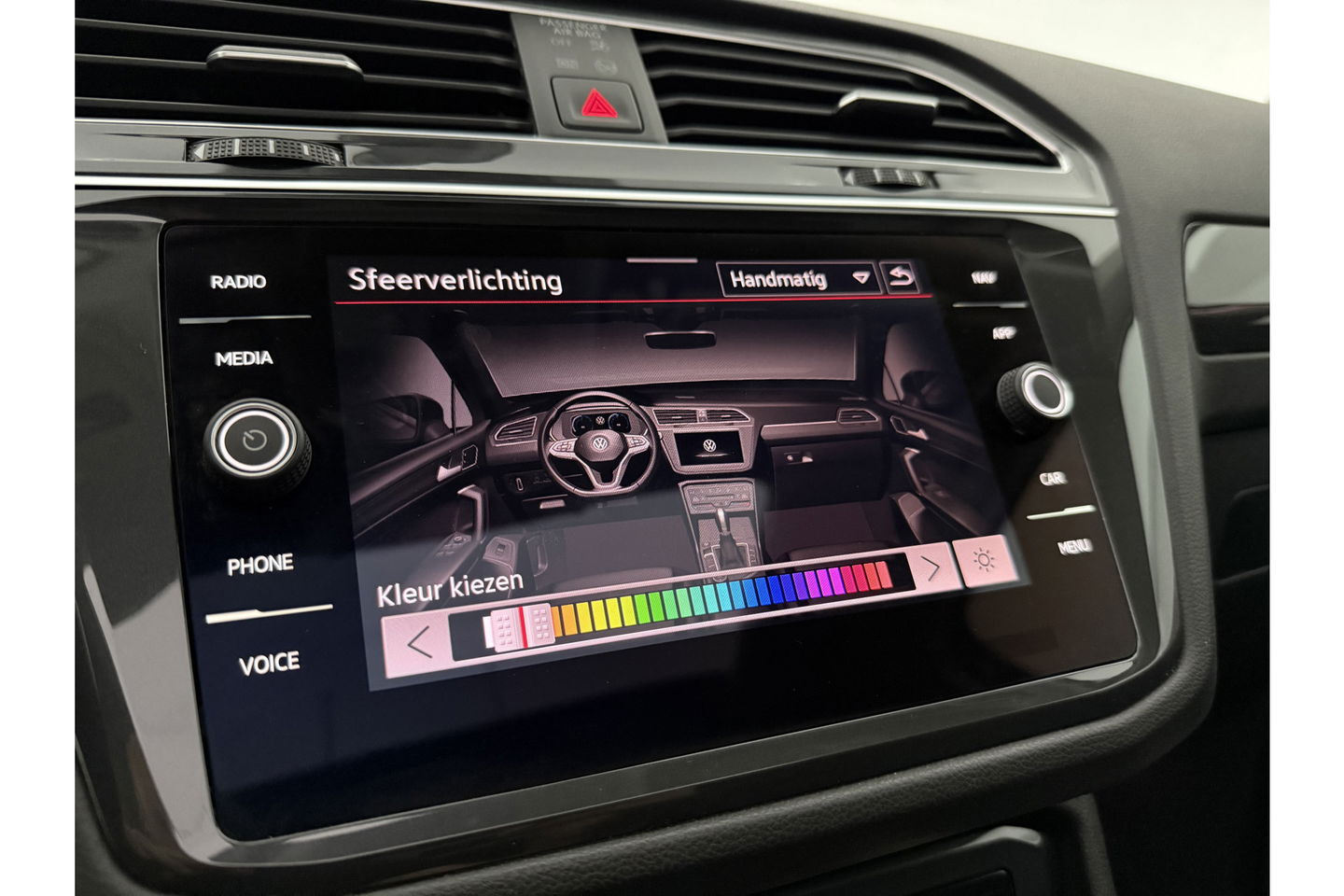 Volkswagen Tiguan 1.4 TSI eHybrid R-Line 225PK Pano LED Virtual ACC Trekhaak Sfeer Camera Carplay Clima PDC 18"LMV