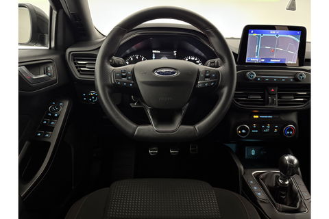 Ford Focus 1.0 EcoBoost ST Line Business LED Carplay Clima Cruise Navi PDC 17''LMV