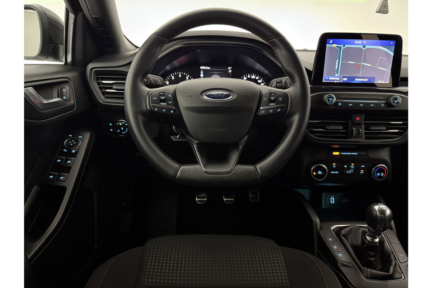 Ford Focus 1.0 EcoBoost ST Line Business LED Carplay Clima Cruise Navi PDC 17''LMV