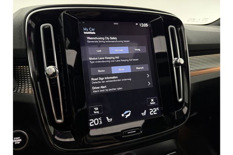 Volvo XC40 1.5 T5 Twin Engine Inscription 262PK Pano Harman/Kardon Virtual LED Trekhaak Camera Carplay Clima Cruise 20"LMV PDC
