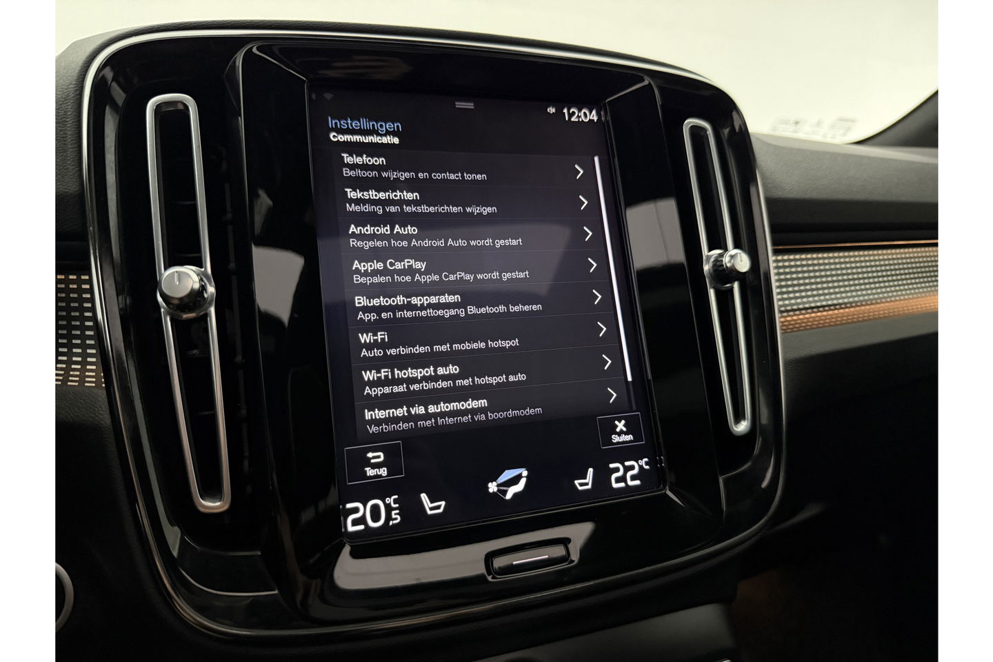 Volvo XC40 1.5 T5 Twin Engine Inscription 262PK Pano Harman/Kardon Virtual LED Trekhaak Camera Carplay Clima Cruise 20"LMV PDC