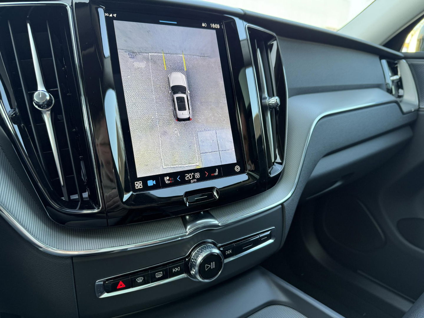 Volvo XC60 2.0 T8 Plug-in hybrid AWD Plus Dark 20β l leder l 360 l 455PK