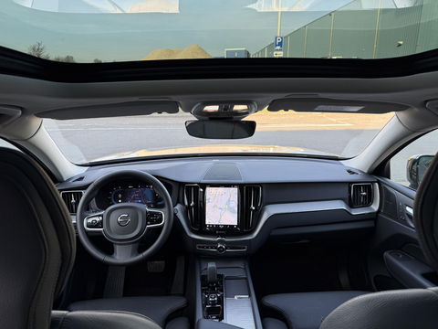 Volvo XC60 2.0 T8 Plug-in hybrid AWD Plus Dark 20” l leder l 360 l 455PK