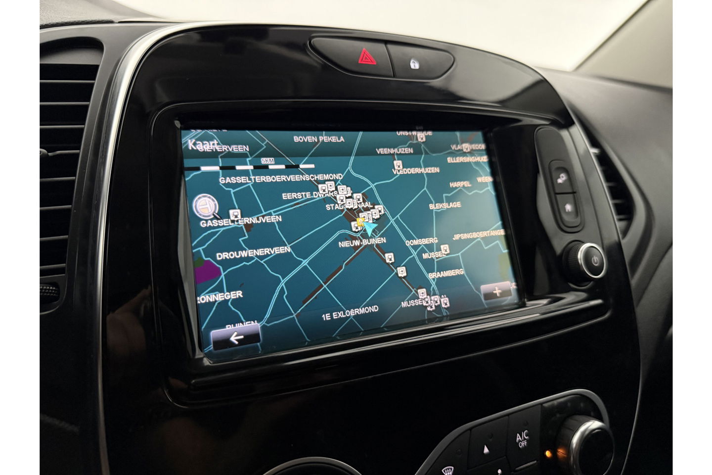 Renault Captur 0.9 TCe Intens LED Clima Cruise Navigatie PDC 17''LMV
