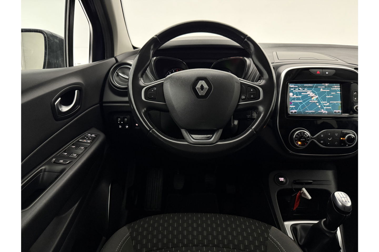 Renault Captur 0.9 TCe Intens LED Clima Cruise Navigatie PDC 17''LMV