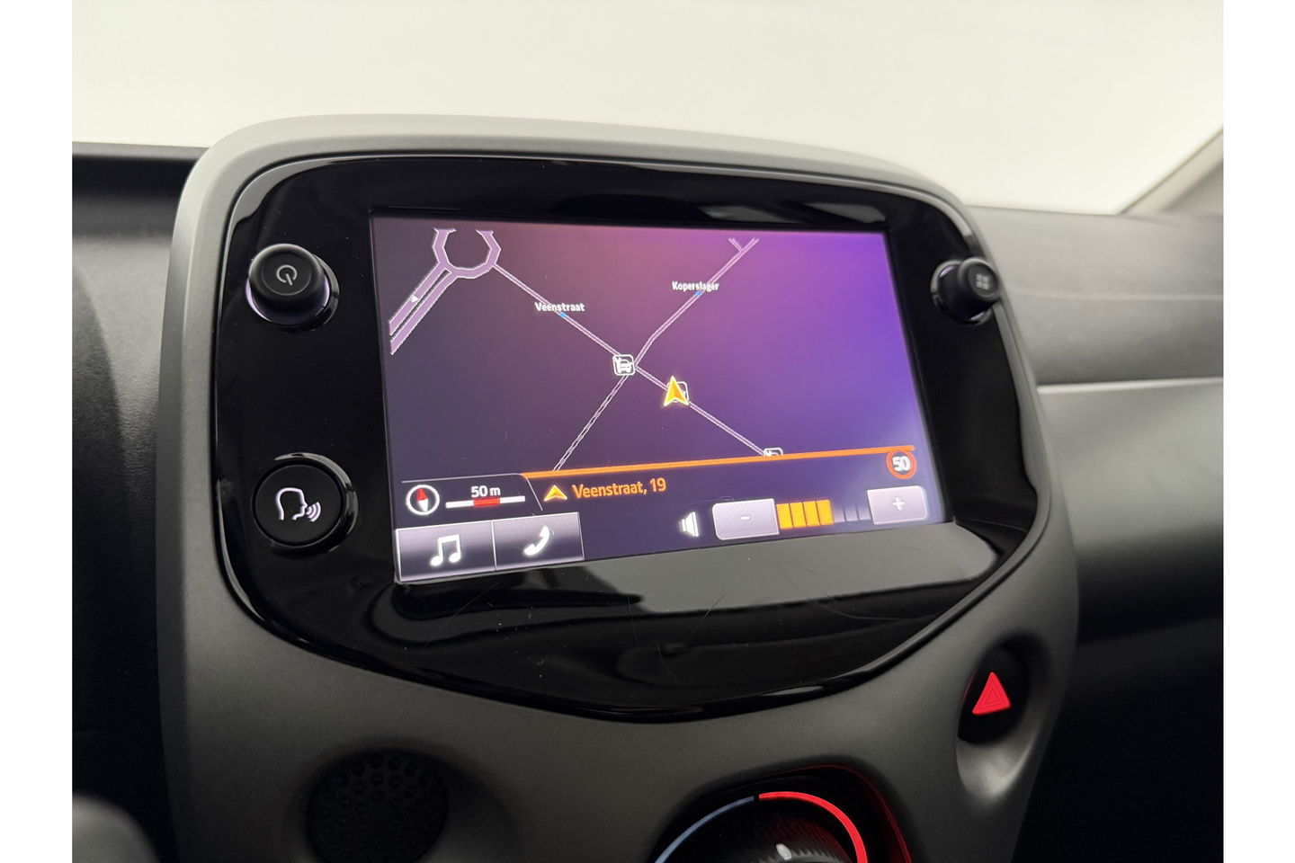 Toyota Aygo 1.0 VVT-i x-play Airco LED Cruise Camera Navigatie Elektrpakket