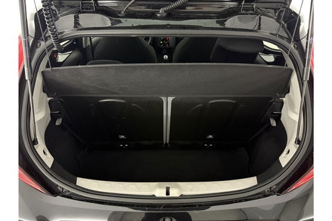Toyota Aygo 1.0 VVT-i x-play Airco LED Cruise Camera Navigatie Elektrpakket