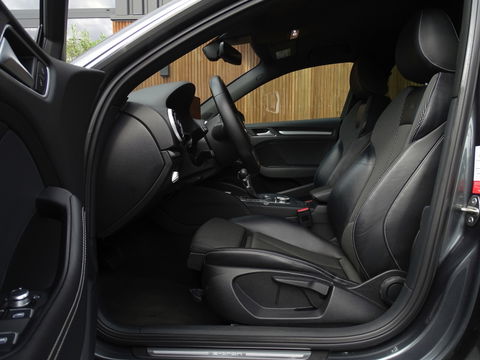 Audi A3 Sportback 300PK e-tron S-Tronic / ProLine + / S-Edition / LED